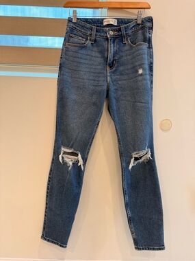 Abercrombie & Fitch Ripped Dark Blue Skinny Jeans